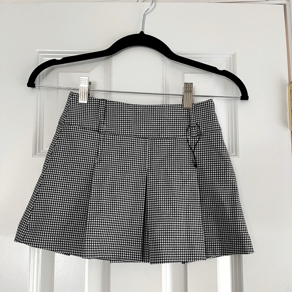 Girls Pleated Plaid Zara Skirt - Picture 1 of 3